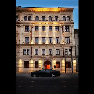 Luxury Family Royal Palace מלון